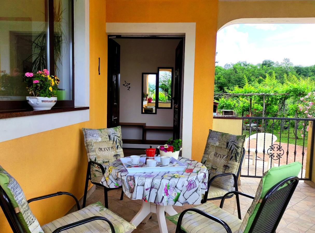 Apartmani Melia Marcelji Exterior photo