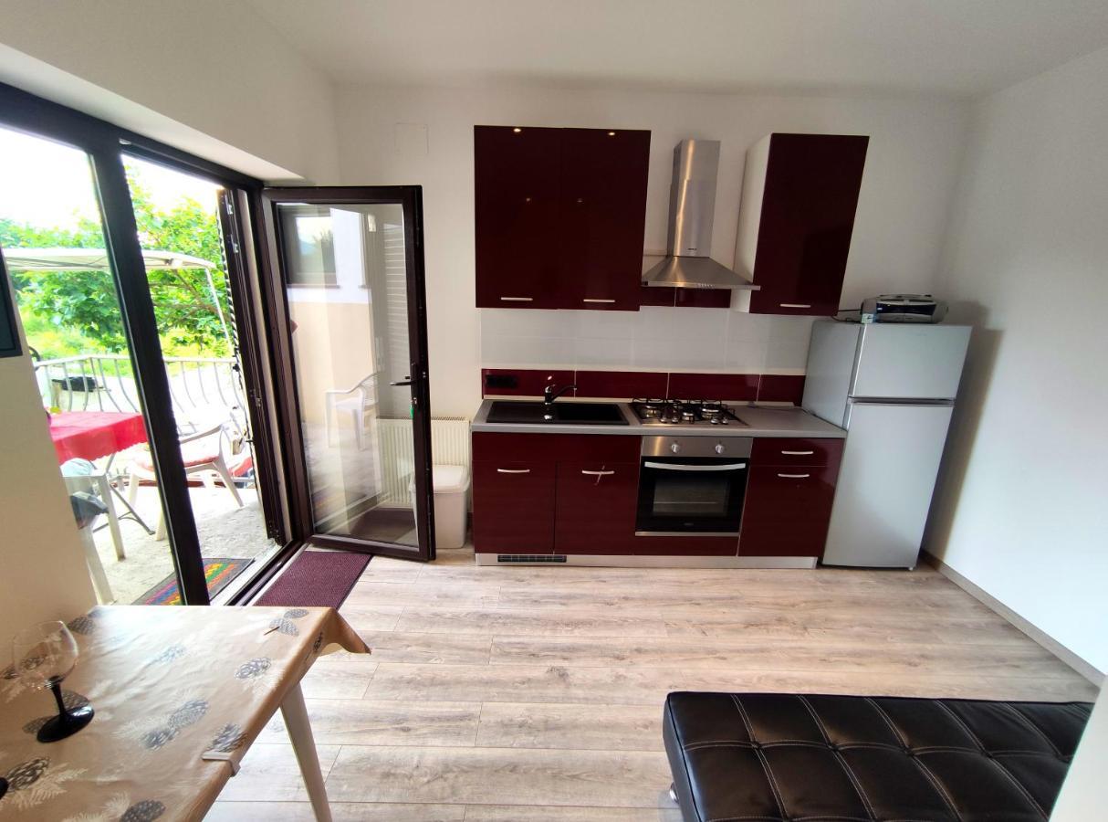 Apartmani Melia Marcelji Exterior photo
